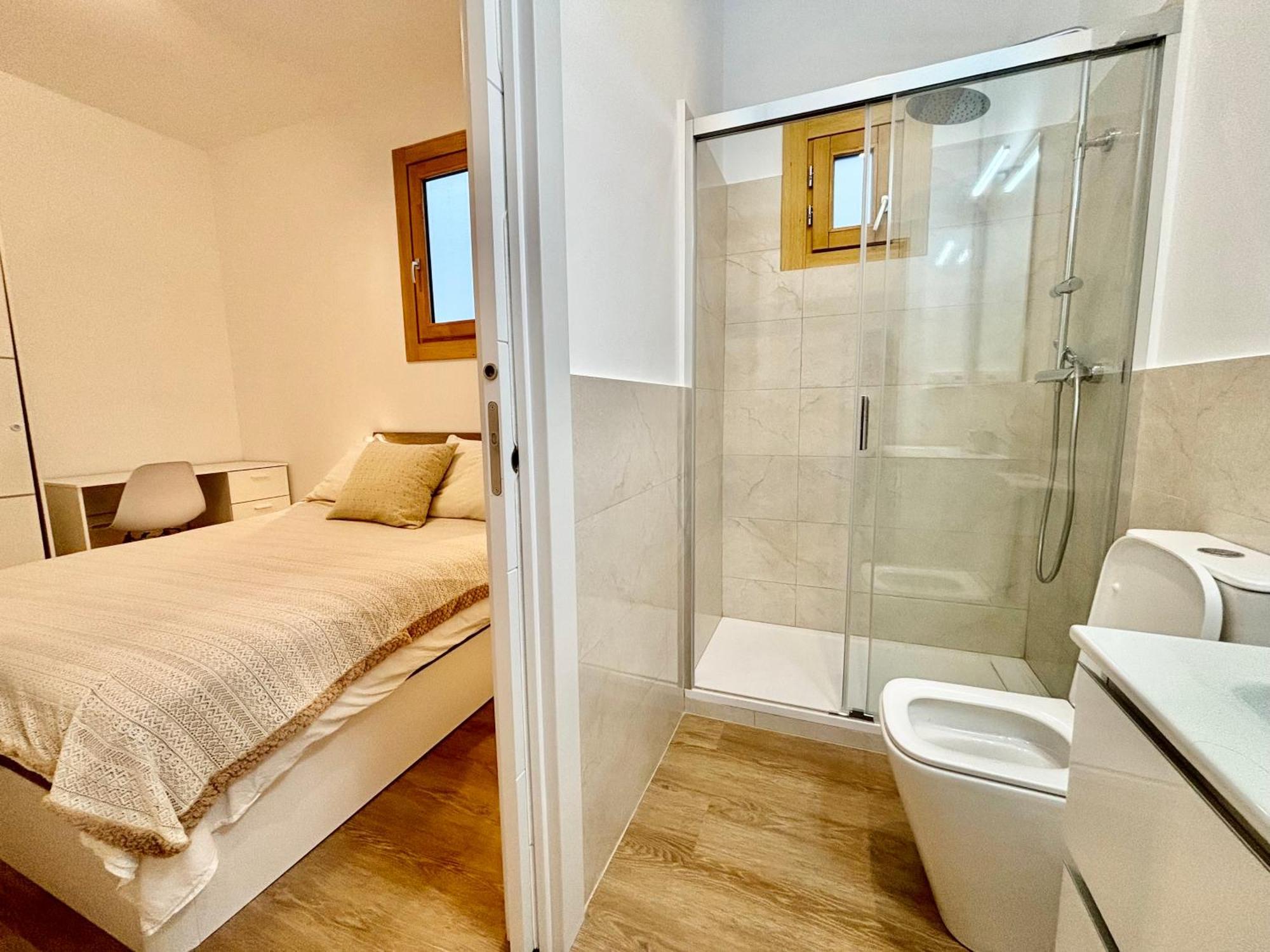 Piso Ideal Con 3 3 Banos Y Terraza Barcelona