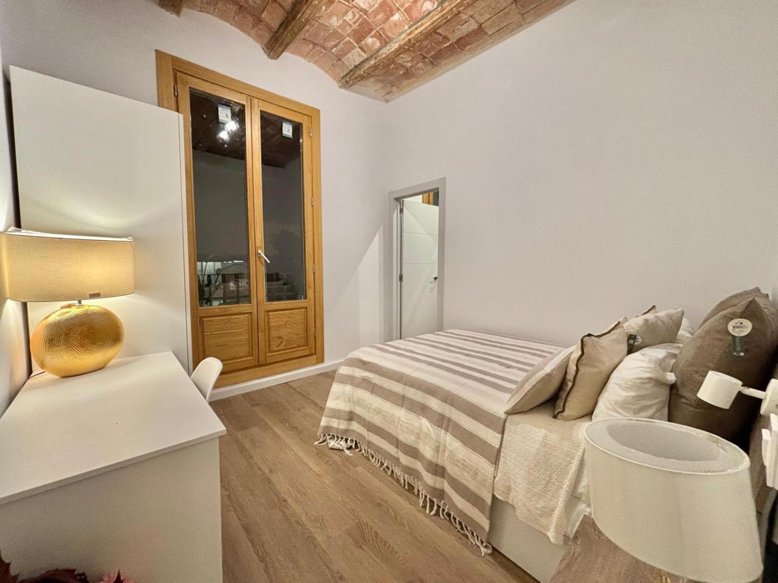 Piso Ideal Con 3 3 Banos Y Terraza Barcelona