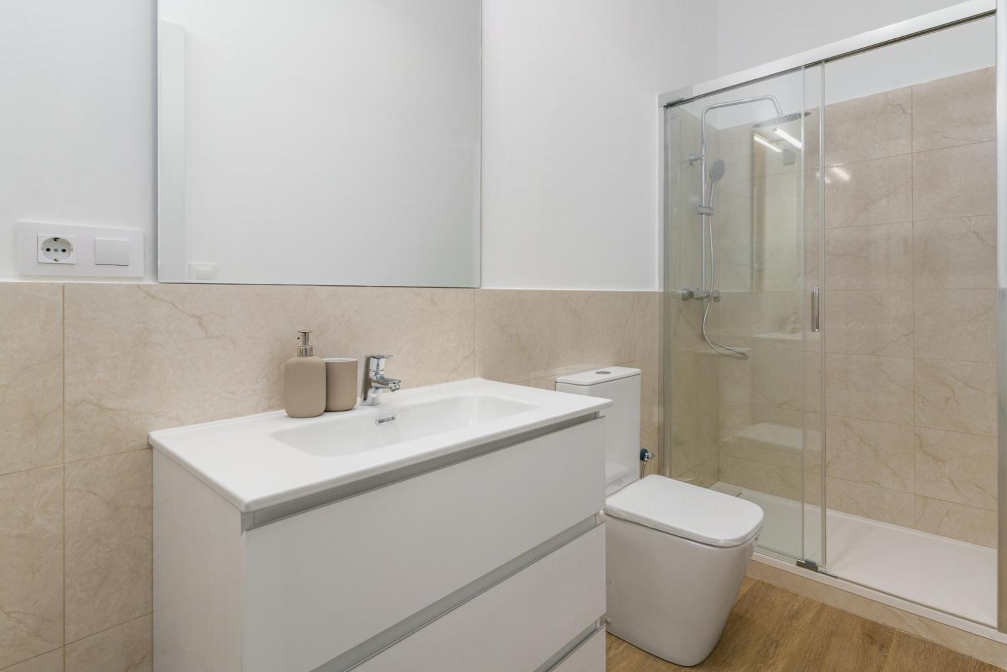 Apartment Piso Ideal Con 3 3 Banos Y Terraza Barcelona